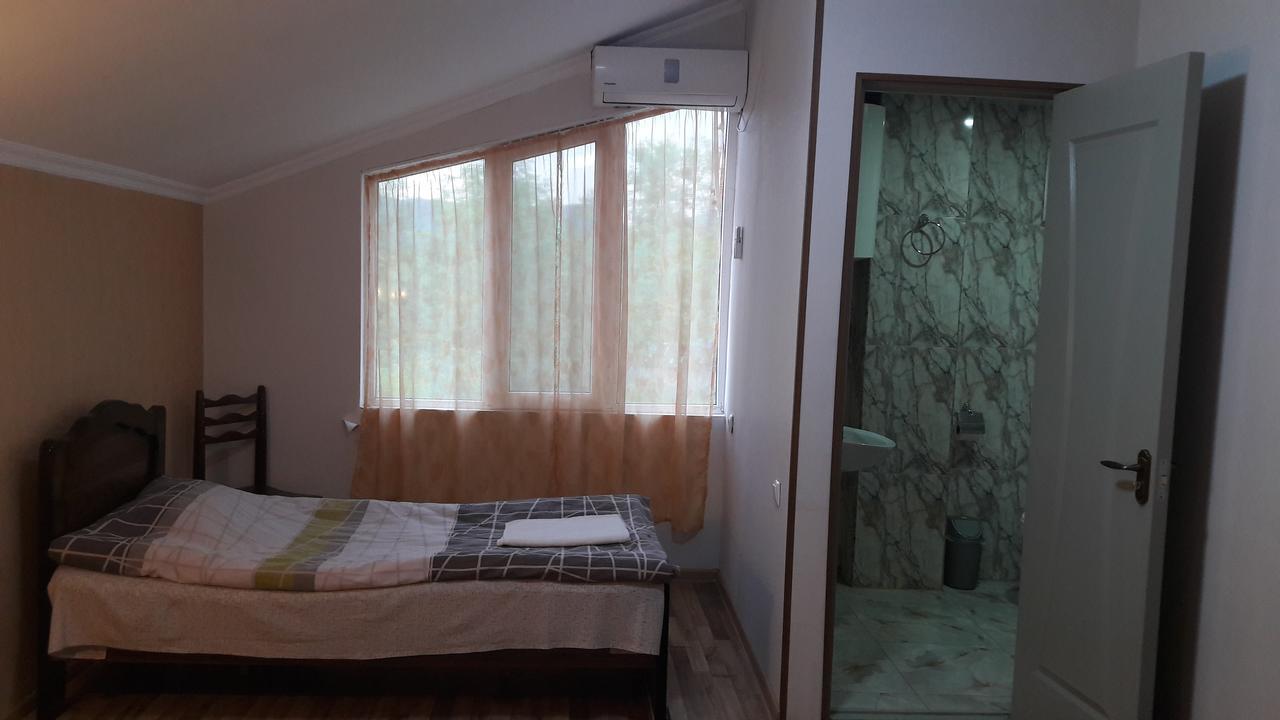 Martvili Newhotel Bagian luar foto